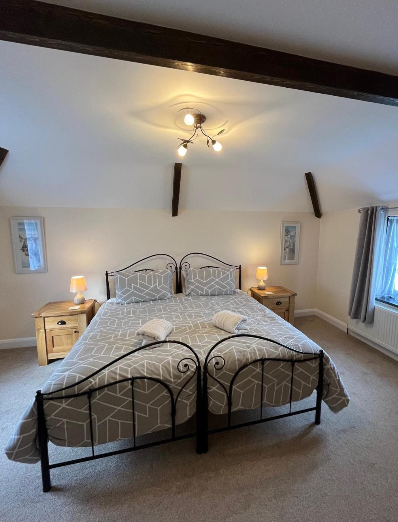 Maple & Beech Barns Daire Truro Dış mekan fotoğraf